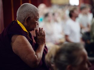 Thaye Dorje, His Holiness the 17th Gyalwa Karmapa, bestowed teachings and empowerments at the Karmapa Public Course at KIBI, March 2026. Photo: Tokpa Korlo.