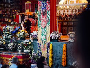Thaye Dorje, His Holiness the 17th Gyalwa Karmapa, bestowed teachings and empowerments at the Karmapa Public Course at KIBI, March 2026. Photo: Tokpa Korlo.