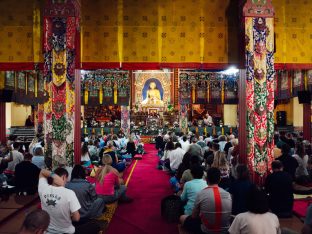 Thaye Dorje, His Holiness the 17th Gyalwa Karmapa, bestowed teachings and empowerments at the Karmapa Public Course at KIBI, March 2026. Photo: Tokpa Korlo.