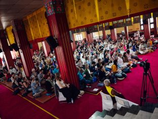 Thaye Dorje, His Holiness the 17th Gyalwa Karmapa, bestowed teachings and empowerments at the Karmapa Public Course at KIBI, March 2026. Photo: Tokpa Korlo.
