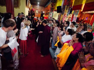 Thaye Dorje, His Holiness the 17th Gyalwa Karmapa, bestowed teachings and empowerments at the Karmapa Public Course at KIBI, March 2026. Photo: Tokpa Korlo.