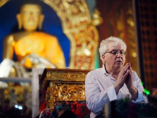 Thaye Dorje, His Holiness the 17th Gyalwa Karmapa, bestowed teachings and empowerments at the Karmapa Public Course at KIBI, March 2026. Photo: Tokpa Korlo.