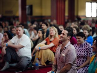 Thaye Dorje, His Holiness the 17th Gyalwa Karmapa, bestowed teachings and empowerments at the Karmapa Public Course at KIBI, March 2026. Photo: Tokpa Korlo.