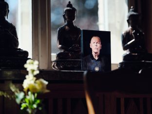 Thaye Dorje, His Holiness the 17th Gyalwa Karmapa, visits the Europe Centre to pay his respects to the late Lama Ole Nydahl.