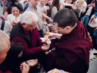 Thaye Dorje, His Holiness the 17th Gyalwa Karmapa, visits the Europe Centre to pay his respects to the late Lama Ole Nydahl.