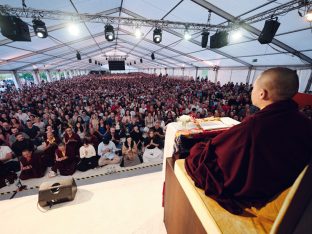 Thaye Dorje, His Holiness the 17th Gyalwa Karmapa, visits the Europe Centre to pay his respects to the late Lama Ole Nydahl.