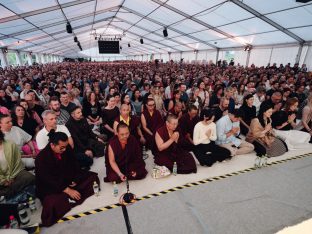 Thaye Dorje, His Holiness the 17th Gyalwa Karmapa, visits the Europe Centre to pay his respects to the late Lama Ole Nydahl.