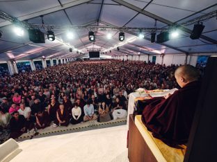 Thaye Dorje, His Holiness the 17th Gyalwa Karmapa, visits the Europe Centre to pay his respects to the late Lama Ole Nydahl.