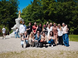 Thaye Dorje, His Holiness the 17th Gyalwa Karmapa, visits the Europe Centre to pay his respects to the late Lama Ole Nydahl.