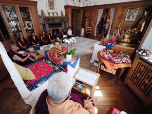 Thaye Dorje, His Holiness the 17th Gyalwa Karmapa, visits the Europe Centre to pay his respects to the late Lama Ole Nydahl.