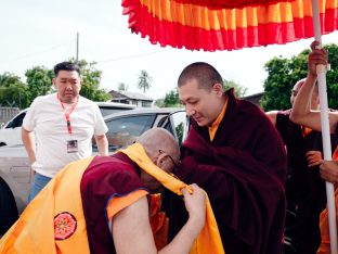 Thaye Dorje, His Holiness the 17th Gyalwa Karmapa, visits Karma Norbuling Buddhist Centre, Bukit Mertajam, Malaysia. Photo: Tokpa Korlo.