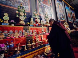 Thaye Dorje, His Holiness the 17th Gyalwa Karmapa, visits Karma Norbuling Buddhist Centre, Bukit Mertajam, Malaysia. Photo: Tokpa Korlo.