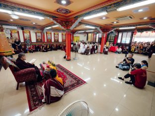 Thaye Dorje, His Holiness the 17th Gyalwa Karmapa, visits Karma Norbuling Buddhist Centre, Bukit Mertajam, Malaysia. Photo: Tokpa Korlo.
