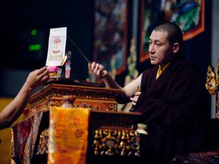 Thaye Dorje, His Holiness the 17th Gyalwa Karmapa, visits Karma Norbuling Buddhist Centre, Bukit Mertajam, Malaysia. Photo: Tokpa Korlo.