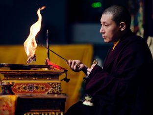 Thaye Dorje, His Holiness the 17th Gyalwa Karmapa, visits Karma Norbuling Buddhist Centre, Bukit Mertajam, Malaysia. Photo: Tokpa Korlo.