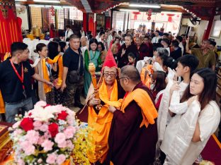 Thaye Dorje, His Holiness the 17th Gyalwa Karmapa, visits Karma Norbuling Buddhist Centre, Bukit Mertajam, Malaysia. Photo: Tokpa Korlo.