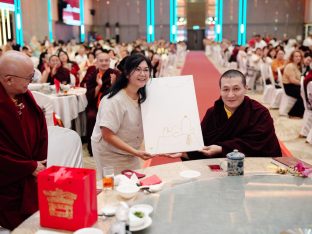 Thaye Dorje, His Holiness the 17th Gyalwa Karmapa, visits Karma Parchin Ling Buddhist Centre, Penang, Malaysia. Photo: Tokpa Korlo.