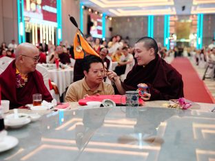 Thaye Dorje, His Holiness the 17th Gyalwa Karmapa, visits Karma Parchin Ling Buddhist Centre, Penang, Malaysia. Photo: Tokpa Korlo.