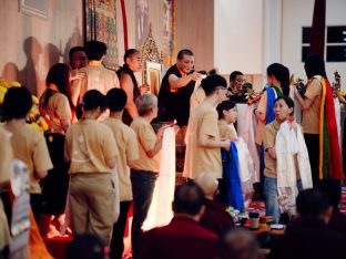 Thaye Dorje, His Holiness the 17th Gyalwa Karmapa, visits Karma Parchin Ling Buddhist Centre, Penang, Malaysia. Photo: Tokpa Korlo.