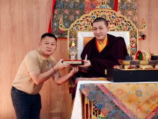 Thaye Dorje, His Holiness the 17th Gyalwa Karmapa, visits Karma Parchin Ling Buddhist Centre, Penang, Malaysia. Photo: Tokpa Korlo.
