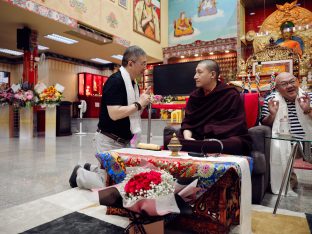 Thaye Dorje, His Holiness the 17th Gyalwa Karmapa, visits KKDSKL as part of the centre’s 50th anniversary celebrations.