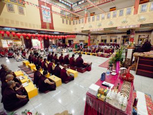 Thaye Dorje, His Holiness the 17th Gyalwa Karmapa, visits KKDSKL as part of the centre’s 50th anniversary celebrations.