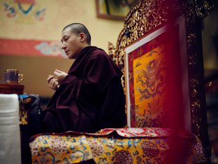 Thaye Dorje, His Holiness the 17th Gyalwa Karmapa, visits KKDSKL as part of the centre’s 50th anniversary celebrations.