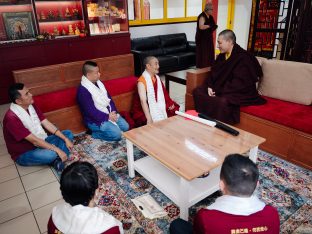 Thaye Dorje, His Holiness the 17th Gyalwa Karmapa, visits KKDSKL as part of the centre’s 50th anniversary celebrations.