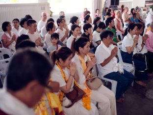 Thaye Dorje, His Holiness the 17th Gyalwa Karmapa, visits Sungai Petani, Malaysia. Photo: Tokpa Korlo.