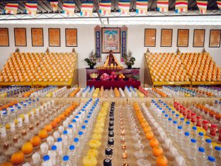 Thaye Dorje, His Holiness the 17th Gyalwa Karmapa, visits Sungai Petani, Malaysia. Photo: Tokpa Korlo.
