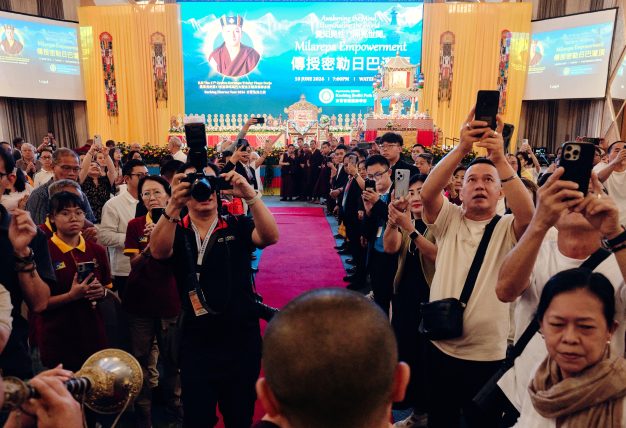 Thaye Dorje, His Holiness the 17th Gyalwa Karmapa, visits Kuching and Johor Bahru, Malaysia, June 2026. Photo: Tokpa Korlo.