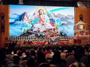 Thaye Dorje, His Holiness the 17th Gyalwa Karmapa, visits Kuching and Johor Bahru, Malaysia, June 2026. Photo: Tokpa Korlo.