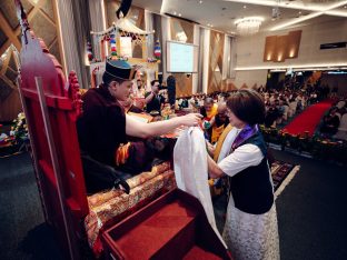 Thaye Dorje, His Holiness the 17th Gyalwa Karmapa, visits Kuching and Johor Bahru, Malaysia, June 2026. Photo: Tokpa Korlo.