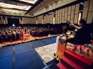 Thaye Dorje, His Holiness the 17th Gyalwa Karmapa, visits Kuching and Johor Bahru, Malaysia, June 2026. Photo: Tokpa Korlo.