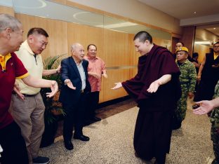 Thaye Dorje, His Holiness the 17th Gyalwa Karmapa, visits Kuching and Johor Bahru, Malaysia, June 2026. Photo: Tokpa Korlo.