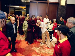 Thaye Dorje, His Holiness the 17th Gyalwa Karmapa, visits Kuching and Johor Bahru, Malaysia, June 2026. Photo: Tokpa Korlo.