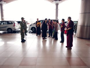 Thaye Dorje, His Holiness the 17th Gyalwa Karmapa, visits Kuching and Johor Bahru, Malaysia, June 2026. Photo: Tokpa Korlo.