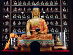 Thaye Dorje, His Holiness the 17th Gyalwa Karmapa, visits Kuching and Johor Bahru, Malaysia, June 2026. Photo: Tokpa Korlo.