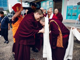 Thaye Dorje, His Holiness the 17th Gyalwa Karmapa, visits Kuching and Johor Bahru, Malaysia, June 2026. Photo: Tokpa Korlo.