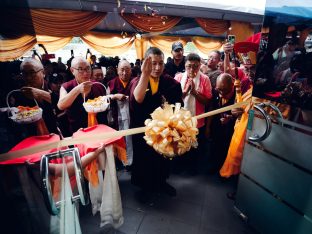 Thaye Dorje, His Holiness the 17th Gyalwa Karmapa, visits Kuching and Johor Bahru, Malaysia, June 2026. Photo: Tokpa Korlo.