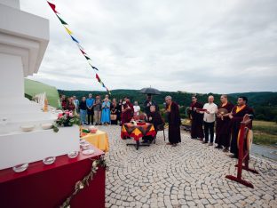 Thaye Dorje, His Holiness the 17th Gyalwa Karmapa, visits Karma Kunga Padkar Ling, Czech Republic, 2026. Photo: Tokpa Korlo.