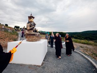 Thaye Dorje, His Holiness the 17th Gyalwa Karmapa, visits Karma Kunga Padkar Ling, Czech Republic, 2026. Photo: Tokpa Korlo.