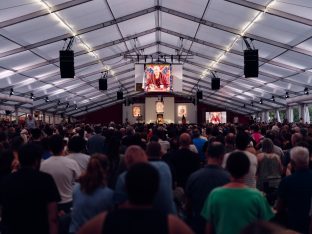 Thaye Dorje, His Holiness the 17th Gyalwa Karmapa, at the 2026 International Summer Course at the Europe Center, Germany. Photo: Tokpa Korlo.