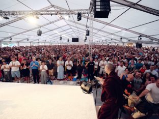 Thaye Dorje, His Holiness the 17th Gyalwa Karmapa, at the 2026 International Summer Course at the Europe Center, Germany. Photo: Tokpa Korlo.