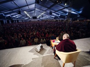 Thaye Dorje, His Holiness the 17th Gyalwa Karmapa, at the 2026 International Summer Course at the Europe Center, Germany. Photo: Tokpa Korlo.