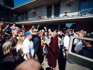 Thaye Dorje, His Holiness the 17th Gyalwa Karmapa, at the 2026 International Summer Course at the Europe Center, Germany. Photo: Tokpa Korlo.