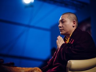 Thaye Dorje, His Holiness the 17th Gyalwa Karmapa, at the 2026 International Summer Course at the Europe Center, Germany. Photo: Tokpa Korlo.