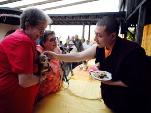 Thaye Dorje, His Holiness the 17th Gyalwa Karmapa, visited the Schwarzenberg Buddhist Centre, Germany. Photo: Tokpa Korlo.