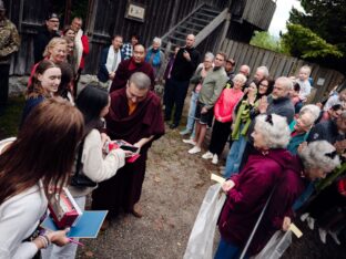 Thaye Dorje, His Holiness the 17th Gyalwa Karmapa, visited the Schwarzenberg Buddhist Centre, Germany. Photo: Tokpa Korlo.