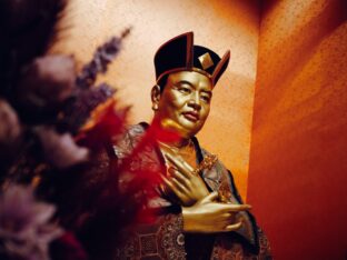 Thaye Dorje, His Holiness the 17th Gyalwa Karmapa, receives empowerments from His Eminence Luding Khen Rinpoche in Singapore, October 2026